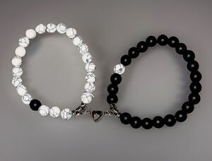Couples Black Onyx Magnesite 6mm Beaded Bracelet Set With Magnetic Heart Charm